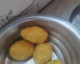 A picture of step 2 of Gujjus Triangle Fafda.