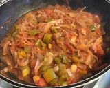 Une image de l'étape 11 de Oignons de roscoff aux tomates,poivron vert,épices et origan.