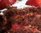 Foto del paso 3 de la receta: Torta de mousse de chocolate y frutillas