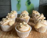 A picture of step 4 of IRN-BRU, Whiskey and Rosehip Foilleag (cupcakes) with a Bride’s Bonn (shortbread) topping.