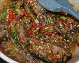 Foto langkah ke 4 dari resep Pindang Tongkol Chilli Padi.