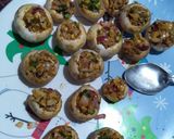 A picture of step 4 of Stuffed mushrooms.