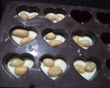A picture of step 6 of Peanuts white chocolate.