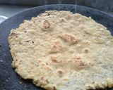 A picture of step 4 of Cheesy banana chickpeas Paratha with peanut chutney.