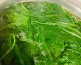 A picture of step 1 of Palak Paneer.