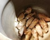 Foto del paso 2 de la receta: Alitas en barbacoa rápida con arroz curcumado