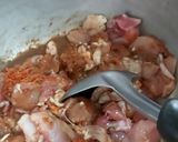 รูปขั้นตอนการทำที่ 1 ของ อ่อมไก่ผักรวม