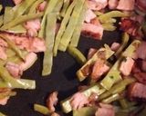 Foto del paso 2 de la receta: Chuletas de cerdo con nopales