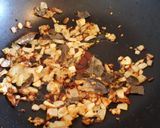 A picture of step 3 of Okra Curry.