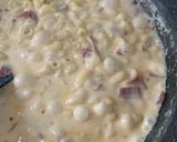 Foto langkah ke 3 dari resep Simple Macaroni Cheese.