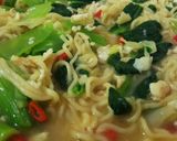 Foto langkah ke 1 dari resep Mie rebus ala bunda nun #PR-AnekaMieKuah.