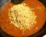 A picture of step 5 of Sev Tameta Nu Shaak.