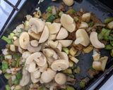 Foto del paso 2 de la receta: Pasta en salsa de champignones y puerro en La Planchetta 😍💖🍄