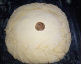 A picture of step 7 of Spicy Circle pie.