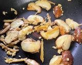 Gambar langkah 4 resipi Shiitake Terung Masak Sos Tiram.