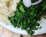 A picture of step 2 of Mix vegetable pakory.