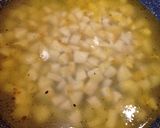 Foto del passaggio 3 della ricetta Vellutata di topinambur e latte di cocco, crumble alle acciughe
