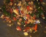 Foto langkah ke 3 dari resep Tumis cumi asin cabe ijo.