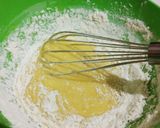 Foto langkah ke 4 dari resep Banana Muffin.