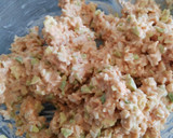 Foto del paso 6 de la receta: Pastel frío de salmón, gambas y aguacate