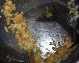 A picture of step 2 of Paneer lasooni.