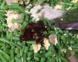 Foto langkah ke 4 dari resep Oseng buncis telur bakso.