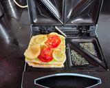 A picture of step 2 of Club & cheese sandwich.