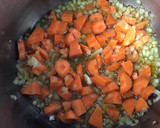 Foto del paso 1 de la receta: Solomillo de pavo en guisito casero