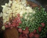 A picture of step 4 of Mix vegetables 🥔🥕🍲.
