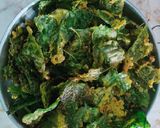 Foto langkah ke 4 dari resep Keripik bayam renyah.