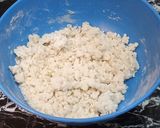 A picture of step 3 of Dosti roti.