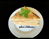 A picture of step 5 of Crunchy club sandwich.
