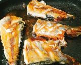 Hình bước làm 2 của món Cá thu sauce cà chua