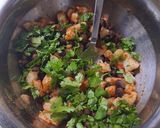 A picture of step 5 of Tortilla papdi chaat.