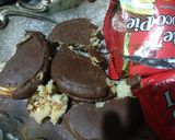 A picture of step 1 of Chocolatypie shake.