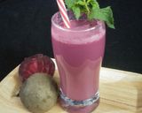 A picture of step 3 of Beetroot Lassi.