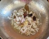 A picture of step 2 of Tomato pulav.
