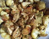 A picture of step 3 of Masala cauliflower.