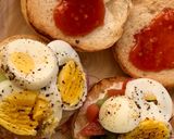 A picture of step 4 of Mini Egg sandwich 🥪.