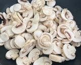 Foto del paso 1 de la receta: Ñoquis con champiñones ¡sin hervir antes los ñoquis! - Receta de batch cooking