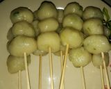 Foto langkah ke 2 dari resep Cilok Bumbu Kecap Dapoer Novi.