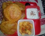 A picture of step 31 of Gujrati masala puri with aloo sabji.