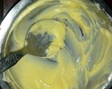 A picture of step 2 of Khasta khara kachori.