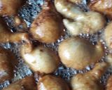 A picture of step 4 of Puf puf with black pepper nd ginger.