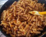 Foto del paso 3 de la receta: Mi versión de fusilli de lentejas con verduras y Atún