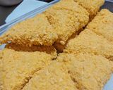 Foto langkah ke 7 dari resep Risoles Segitiga.