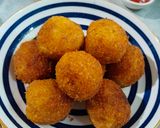 Foto langkah ke 5 dari resep Bola-bola kentang.