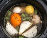 A picture of step 3 of Low Country Boil (with a Cajun flair!).