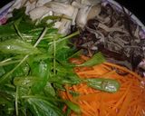 Hình bước làm 2 của món Miến Trộn Chay
