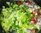 वेजिटेबल चीज़ सैंडविच (Vegetable cheese sandwich recipe in hindi) रेसिपी चरण 1 फोटो